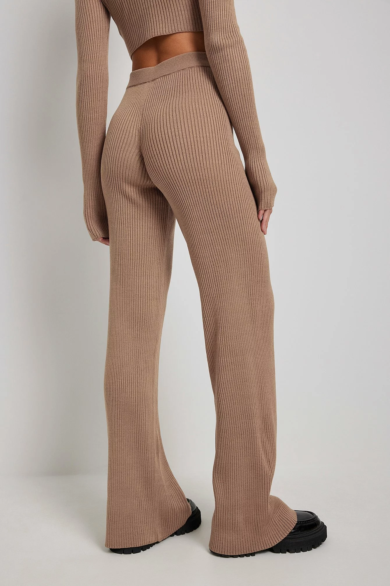 Angelica Blick X NA-KD Ribbed Waistband Trousers - Image 4