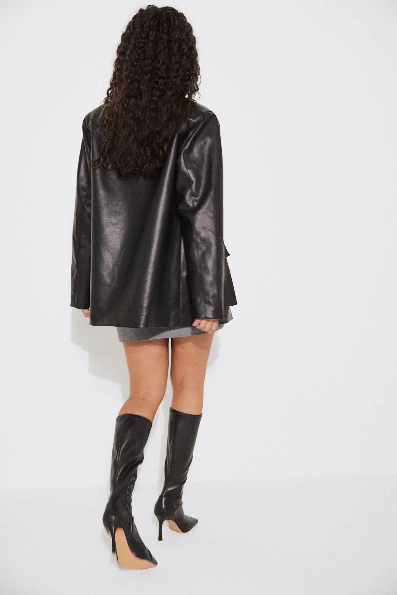 NA-KD Short Pu Jacket - Image 3