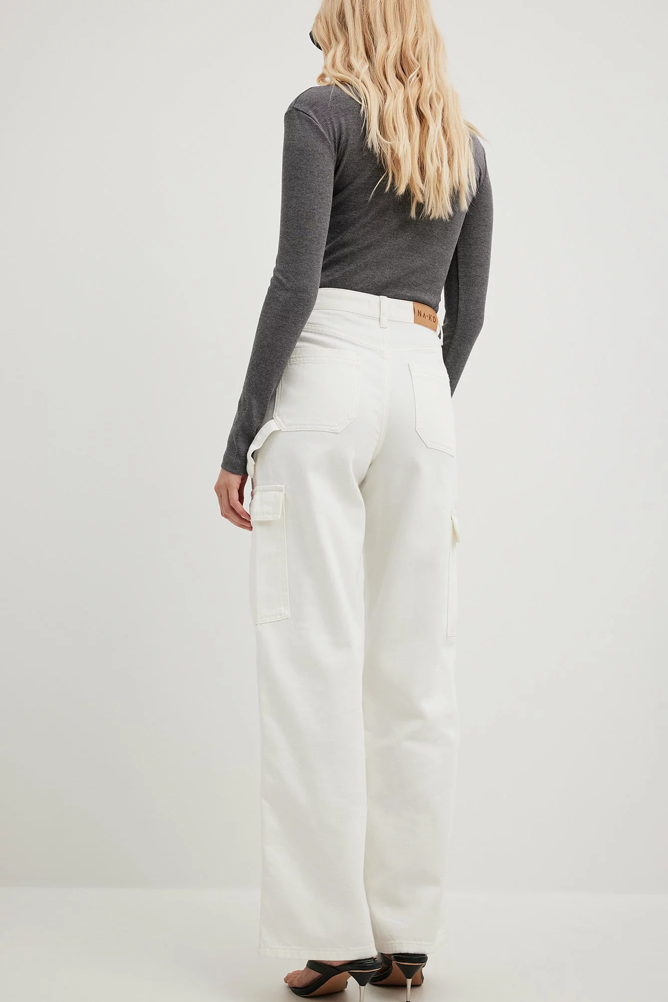 NA-KD Trend Side Pocket Straight Denim - Image 3