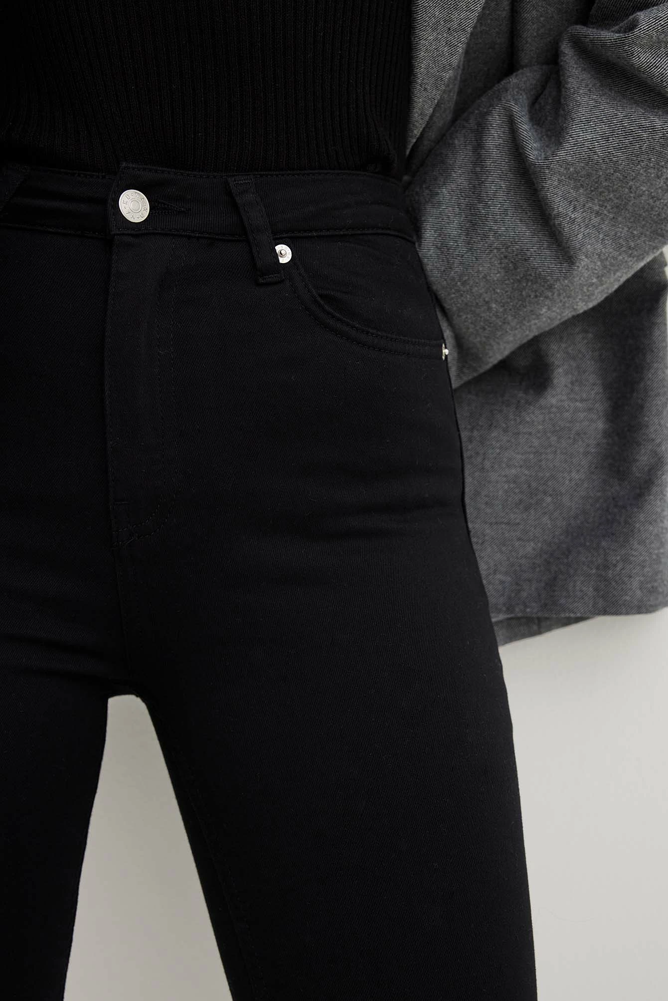 NA-KD Skinny High Waist Stretch Jeans - Image 4