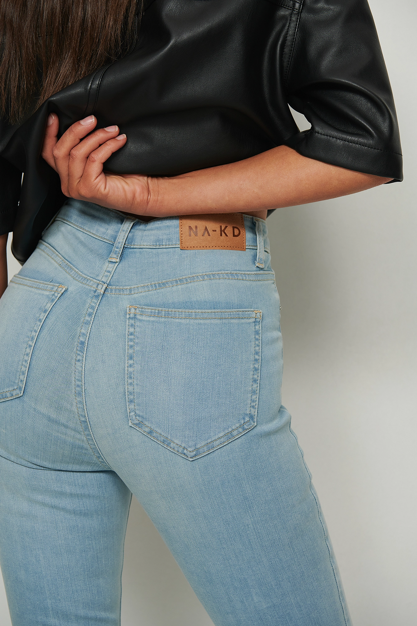 NA-KD Skinny High Waist Raw Hem Jeans - Image 40