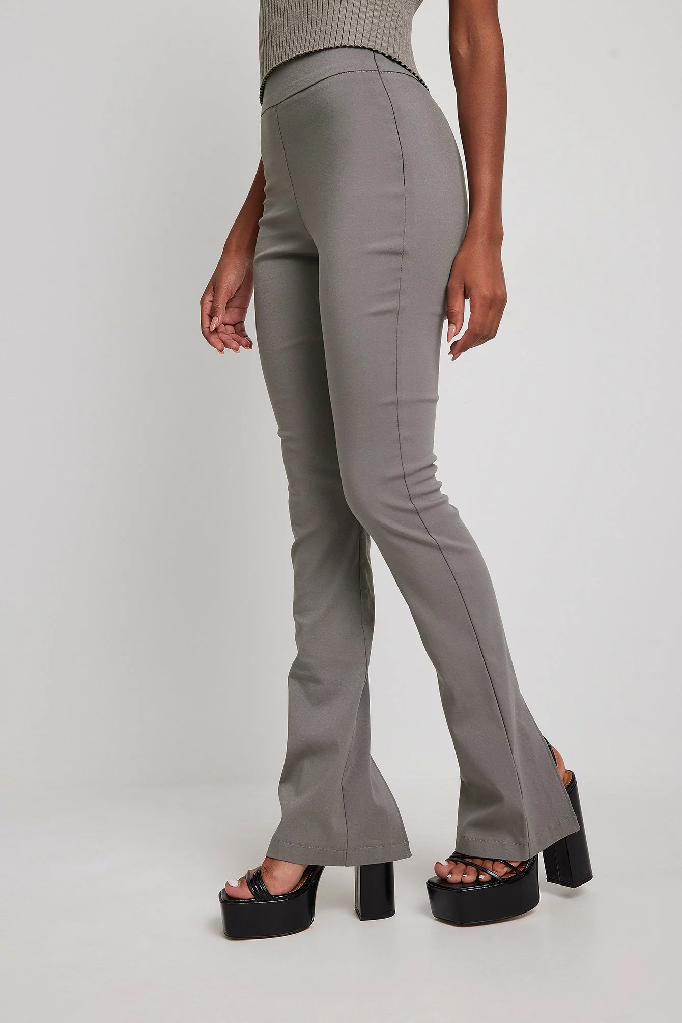 NA-KD Slim-fit Super Stretch Back Slit Pants - Image 3