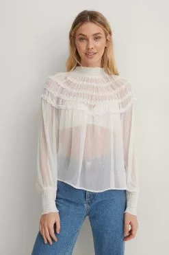 NA-KD Smocked Neck Blouse