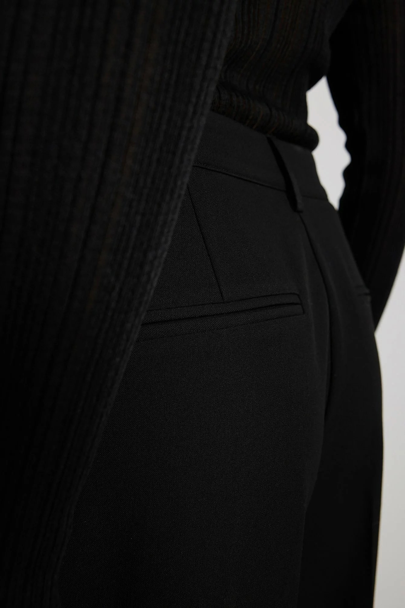 NA-KD Classic Straight Mid Waist Suit Pants - Image 5