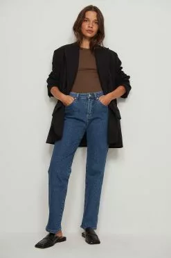 NA-KD Straight Mid Waist Jeans