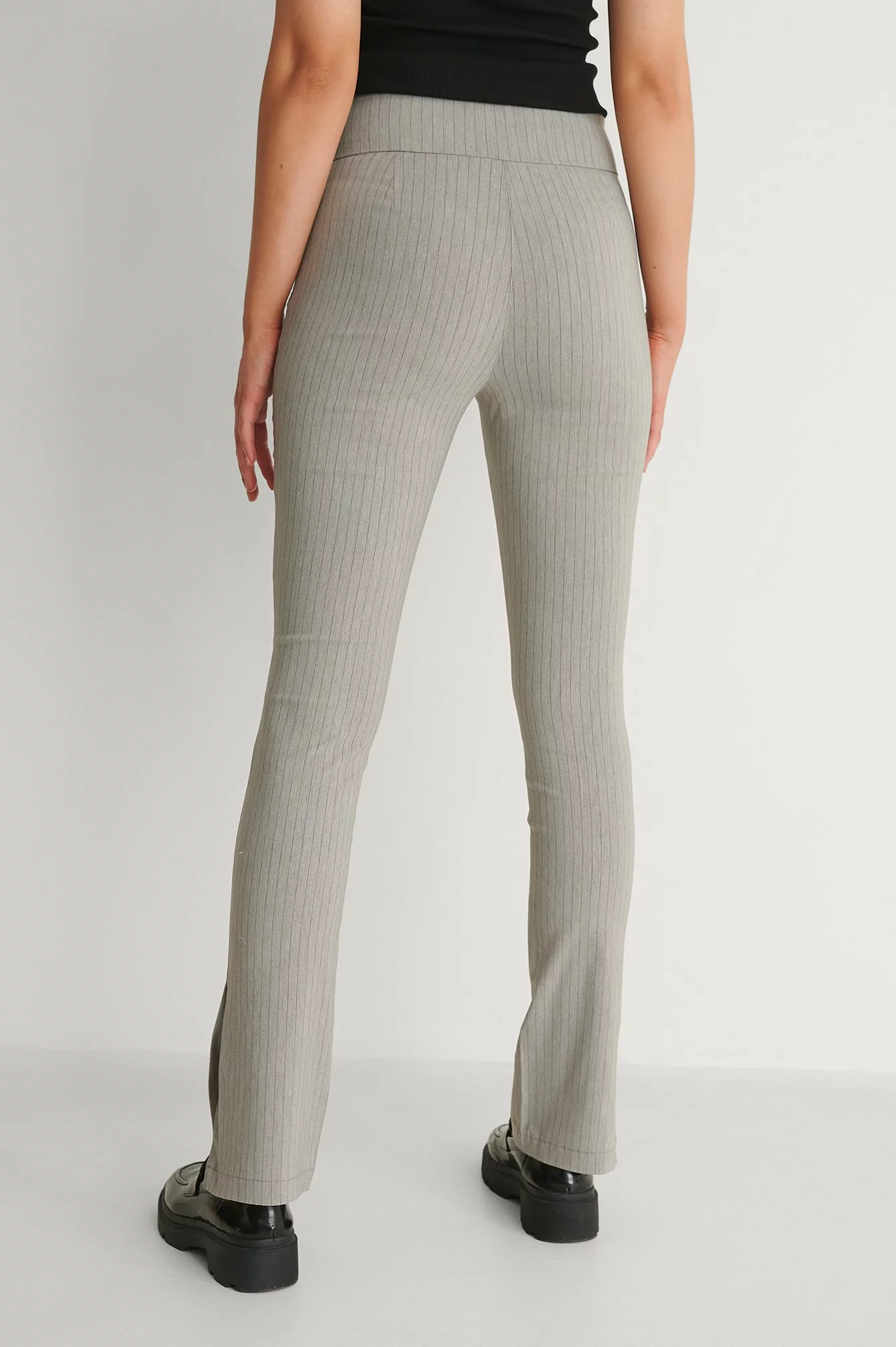 NA-KD Classic Striped Stretch Slit Pants - Image 2