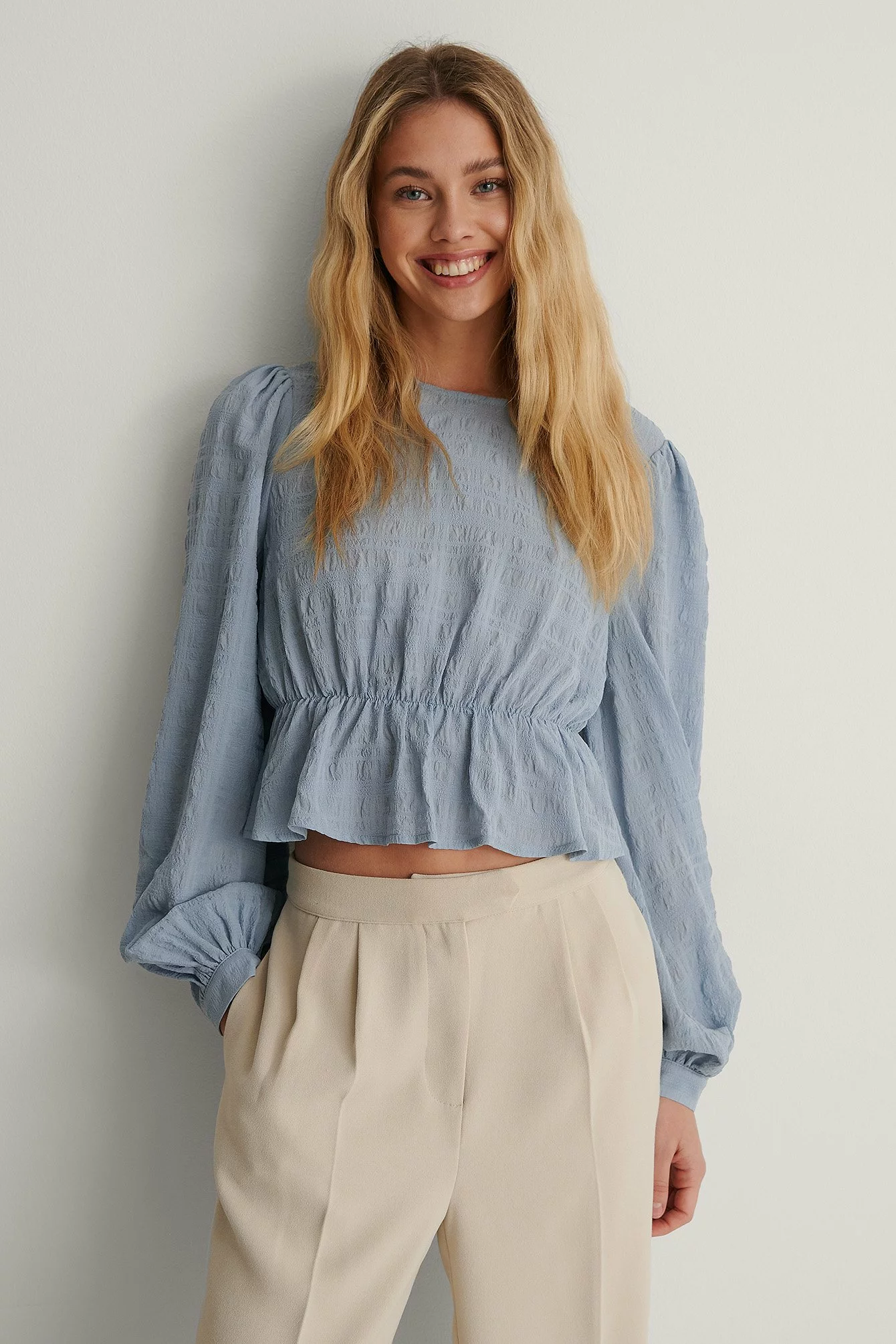 NA-KD Structured Blouse - Image 7