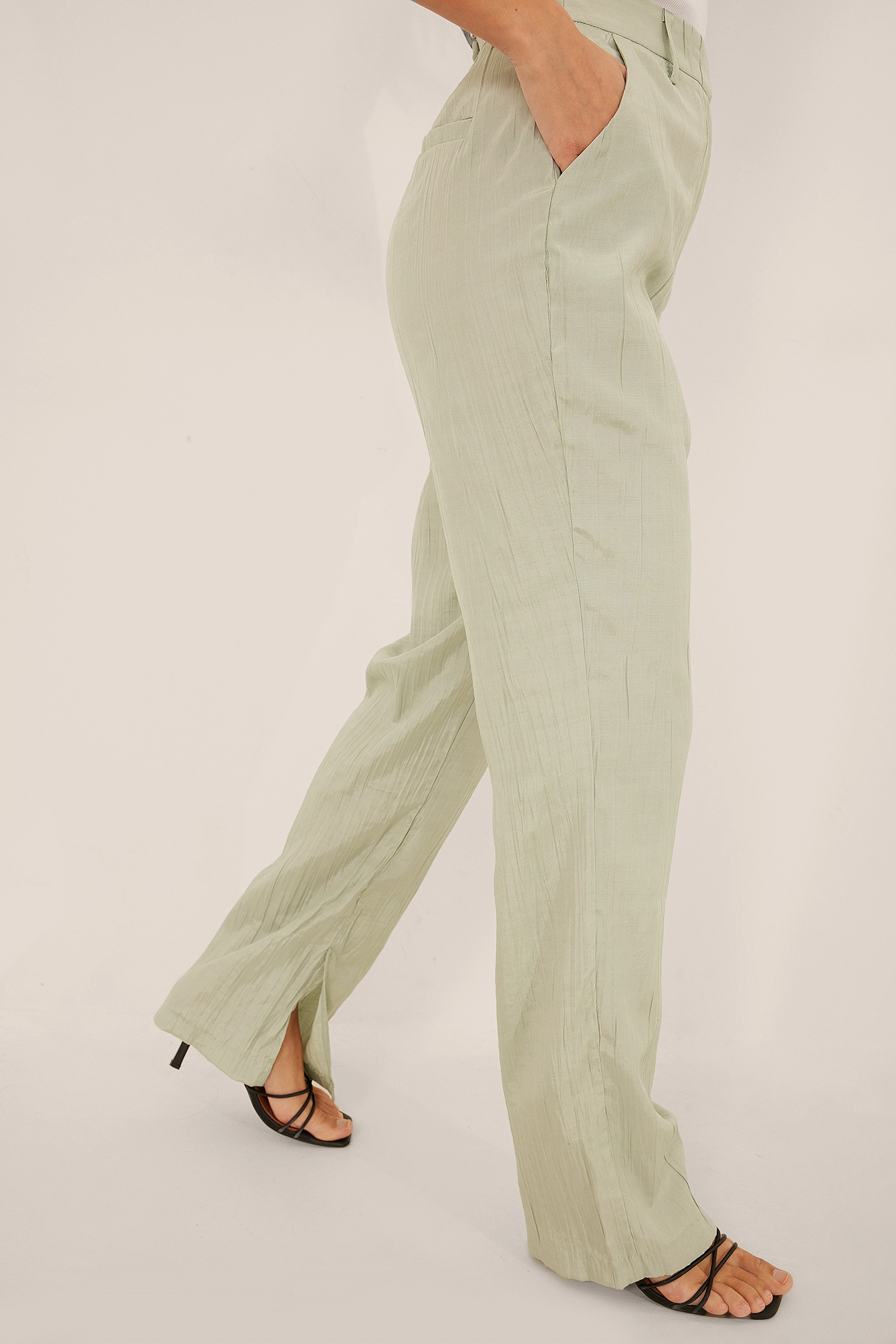NA-KD Classic Structured Flowy Side Slit Pants - Image 8