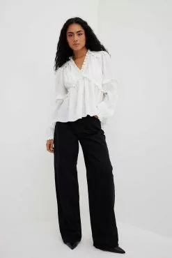 NA-KD Boho Recycled Structured LS Frill Blouse