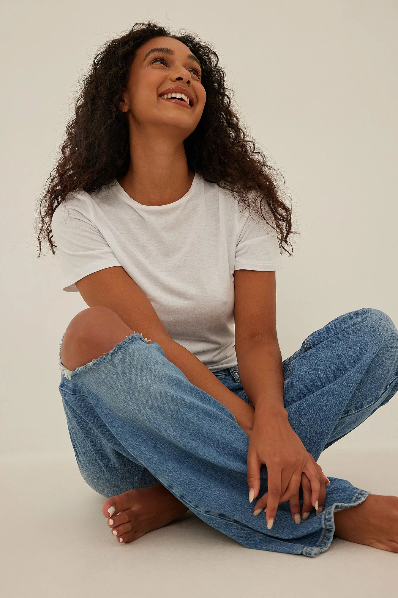 NA-KD Trend Super Low Waist Distressed Jeans - Image 4