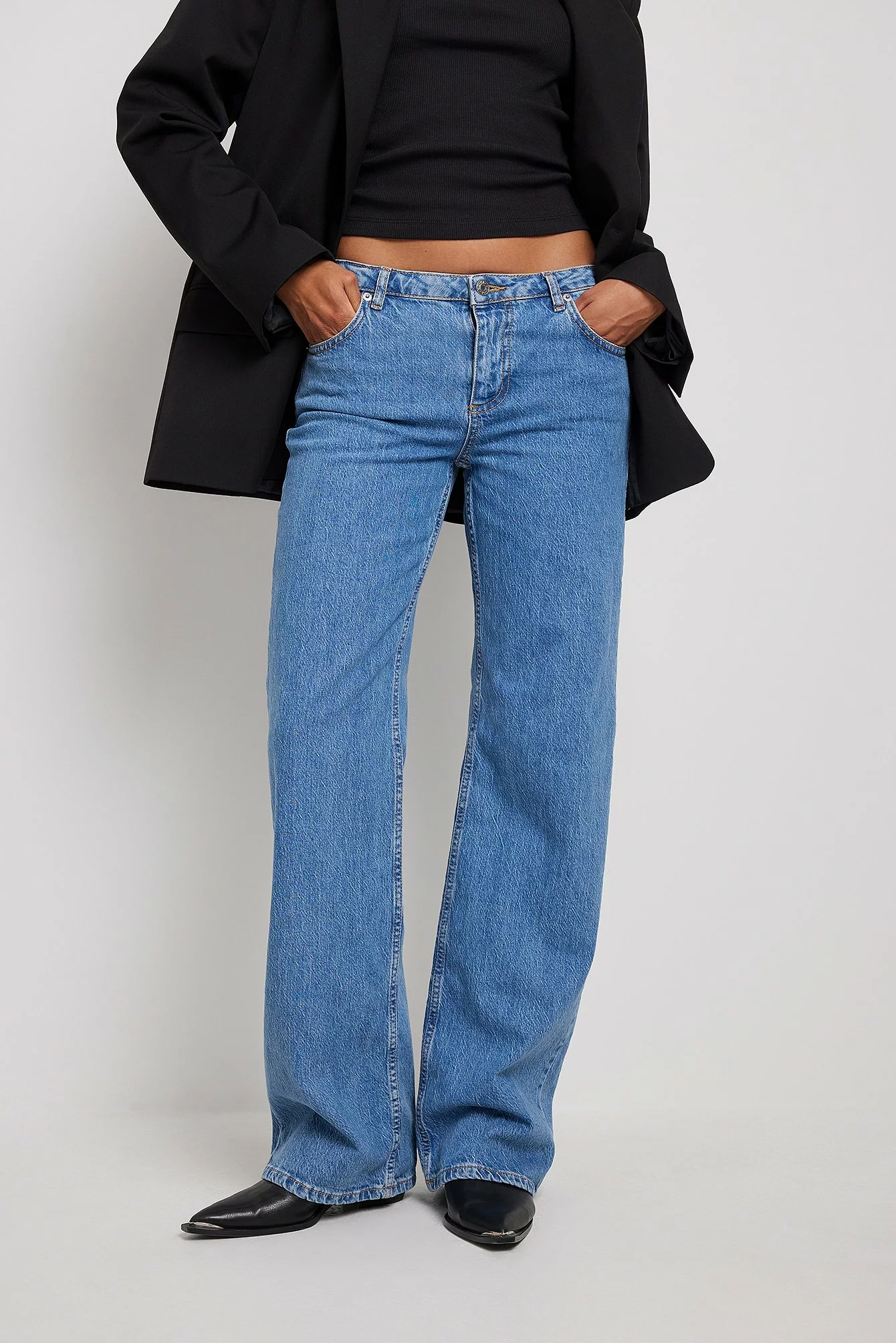NA-KD Super Low Waist Jeans - Image 12