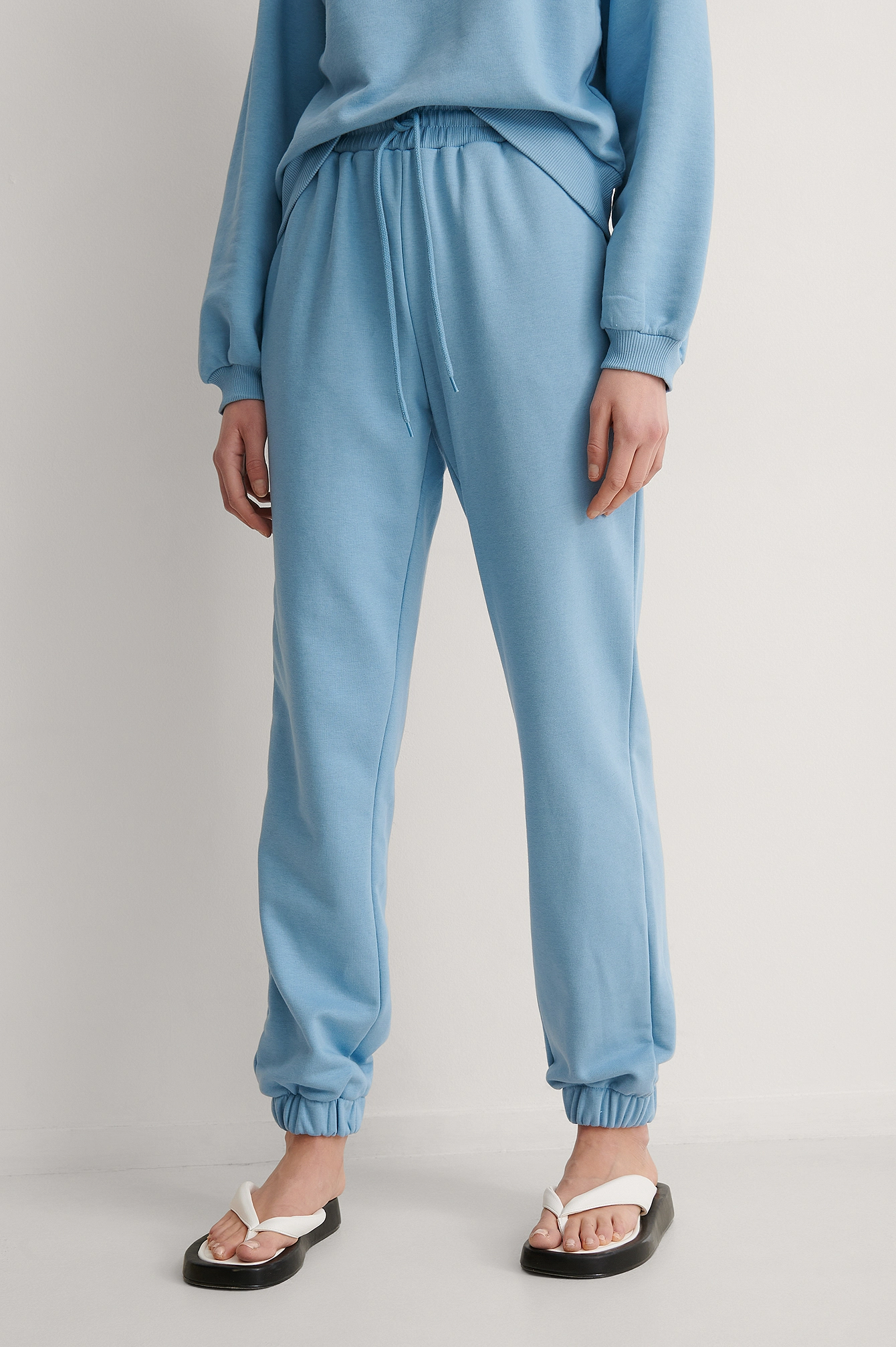 NA-KD Basic Loose Fit Sweatpants - Image 3