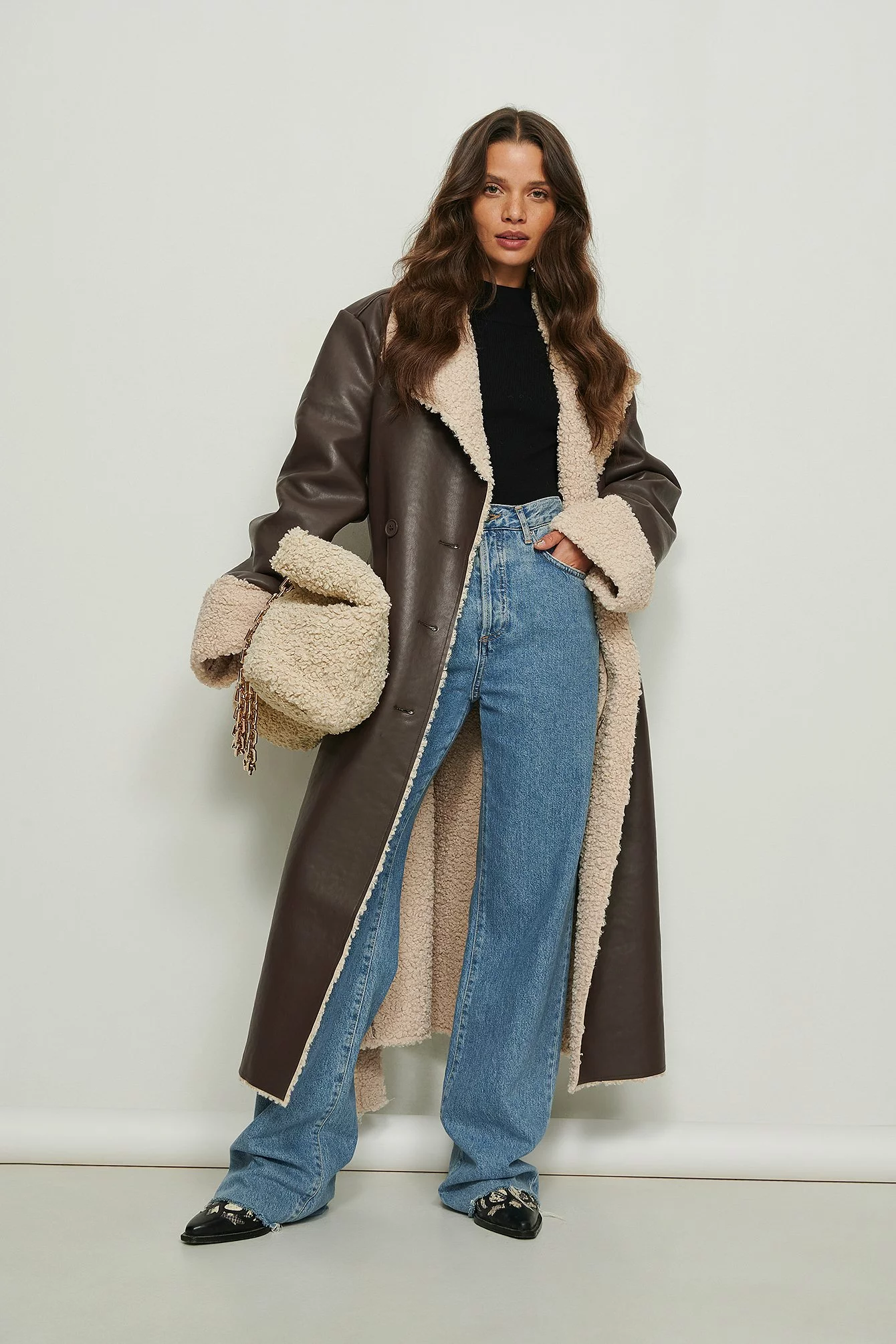 NA-KD Trend Teddy Detail PU Coat