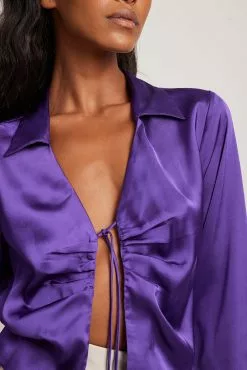 NA-KD Tie Front Long Sleeved Satin Blouse