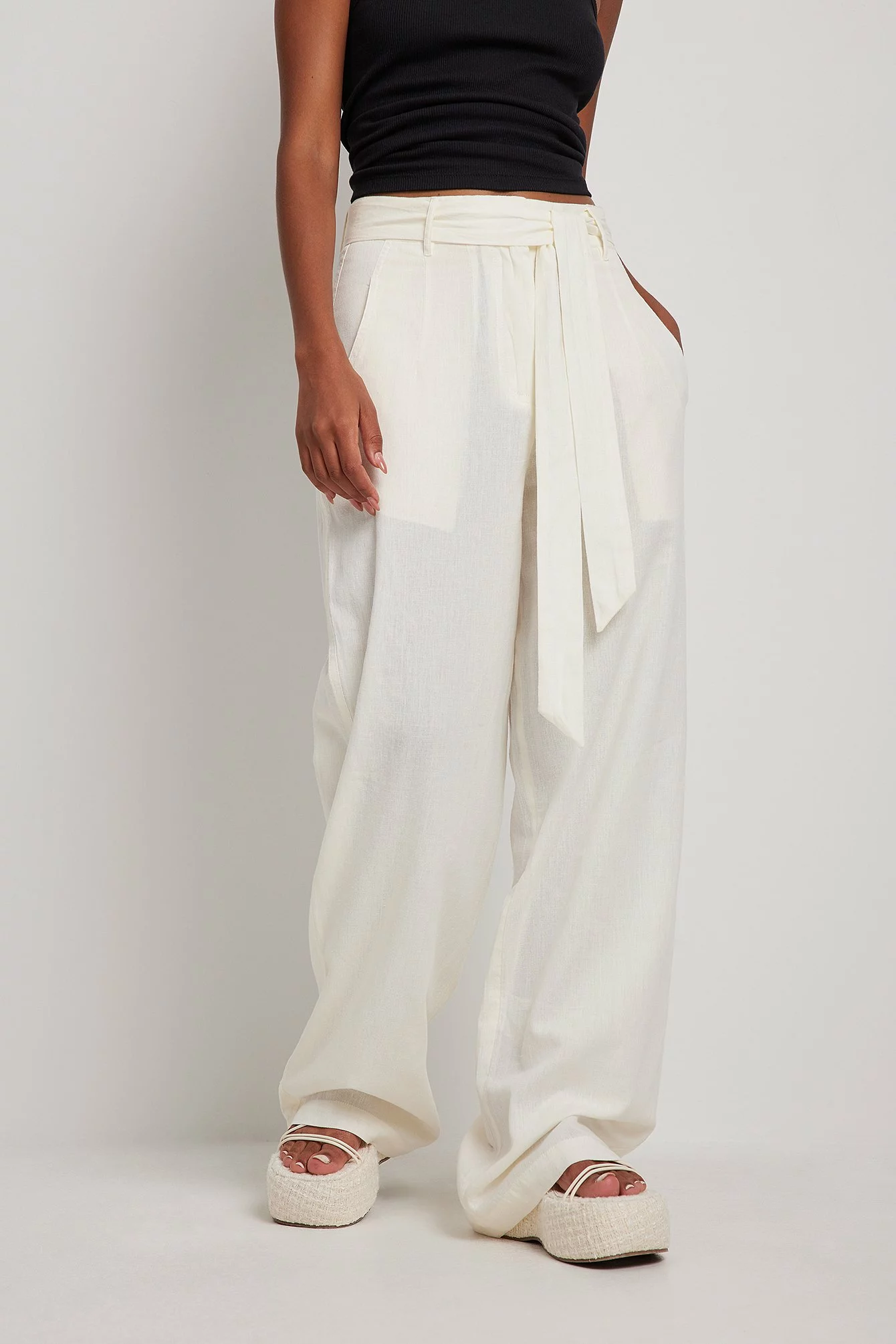 NA-KD Trend Tie Waist Wide Leg Trousers - Image 3