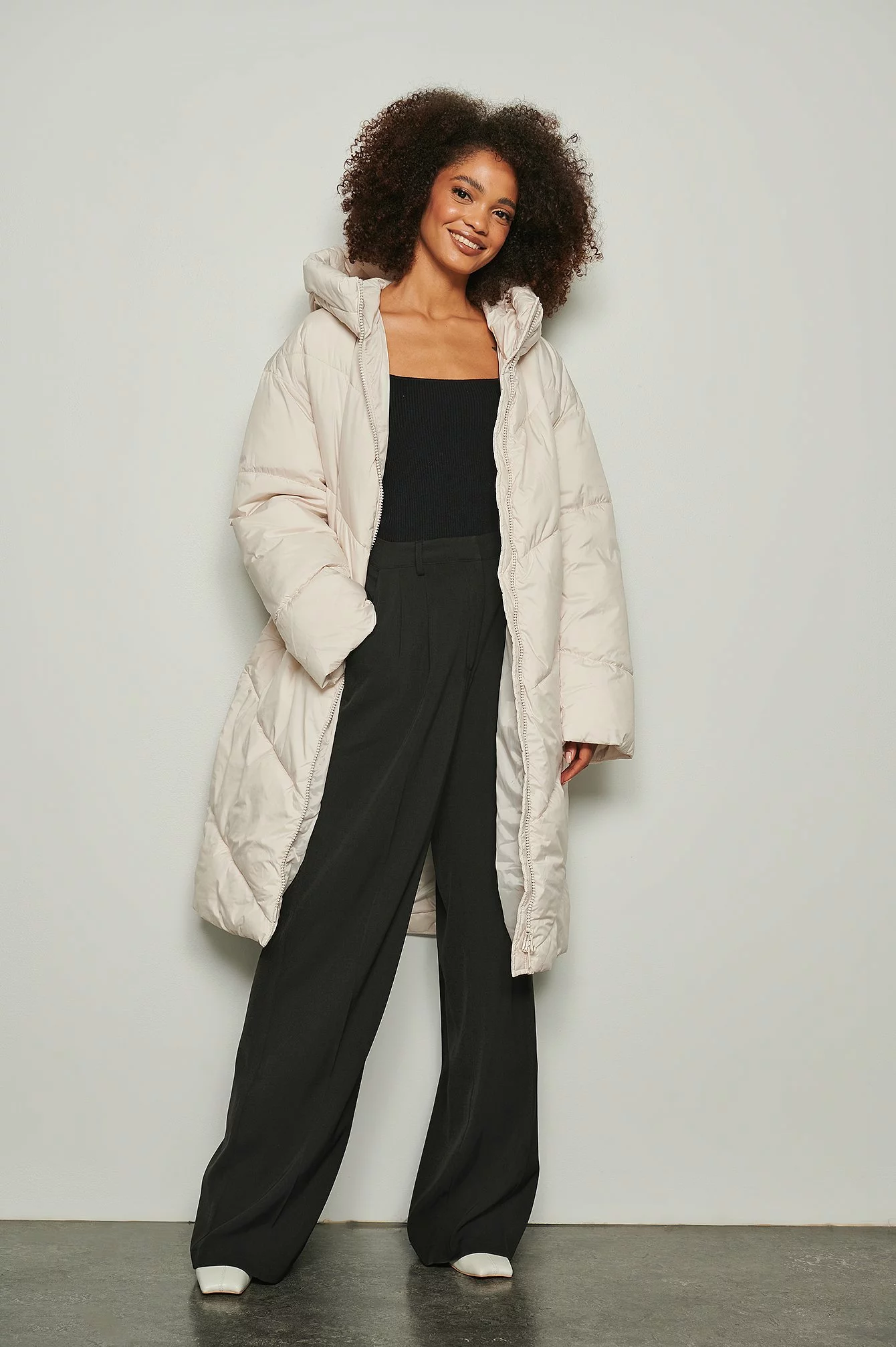 NA-KD V Shape Long Padded Jacket - Image 6