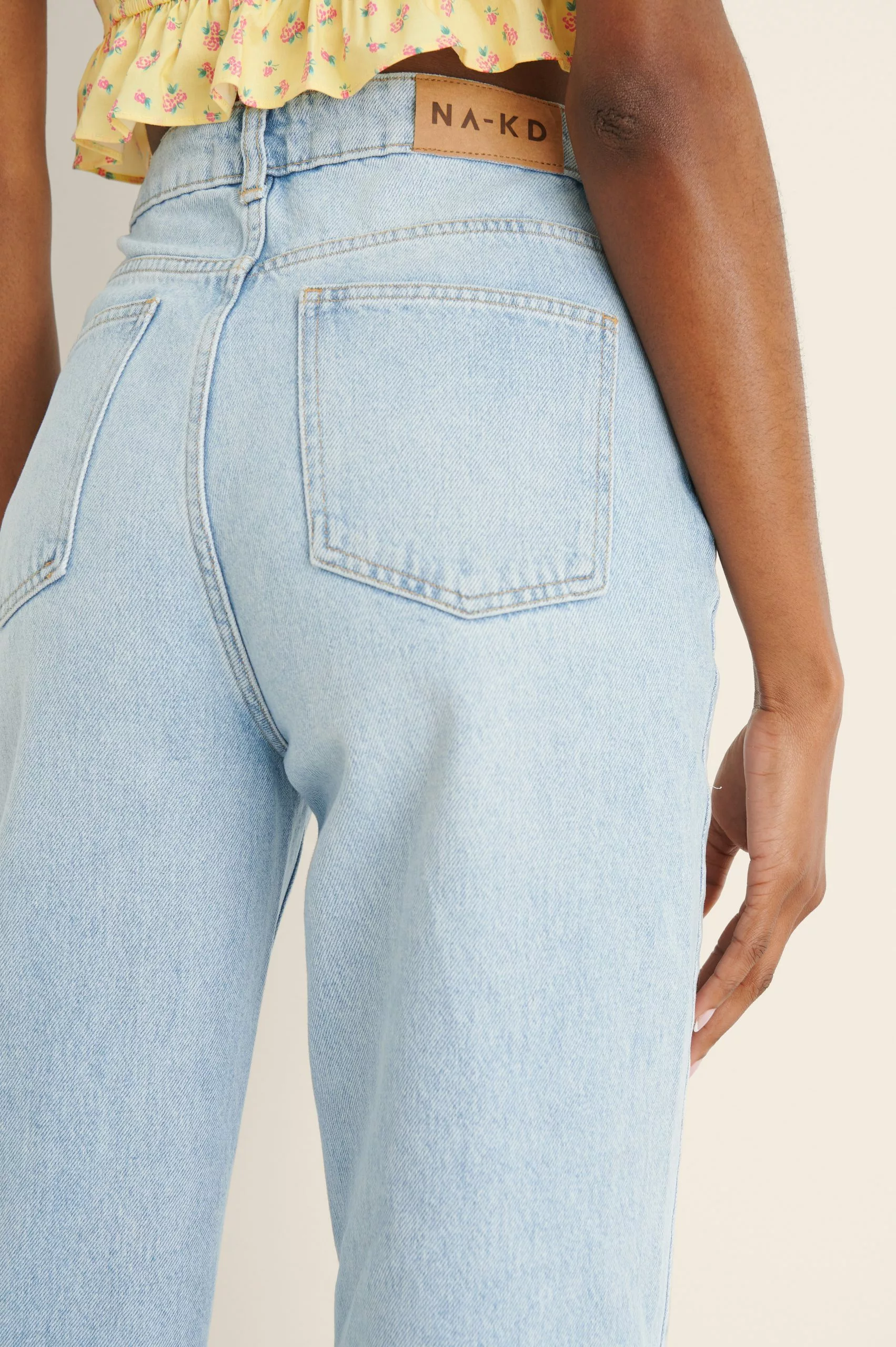 Handpicked X NA-KD Wide Leg Denim - Image 5