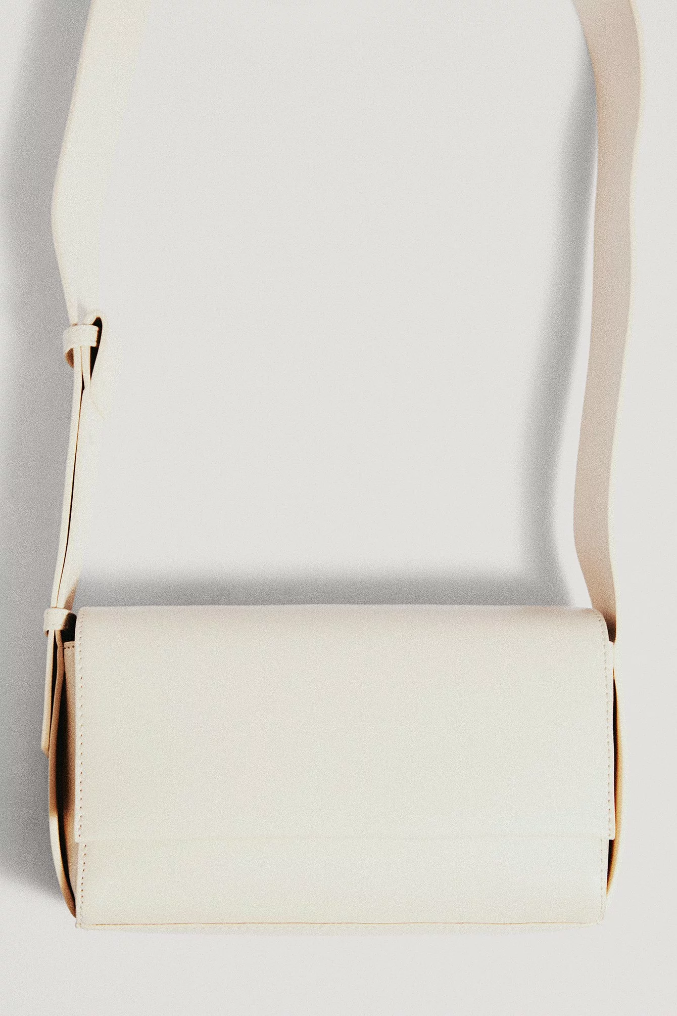 NA-KD Accessories Wide Press Button Crossbody Bag - Image 10