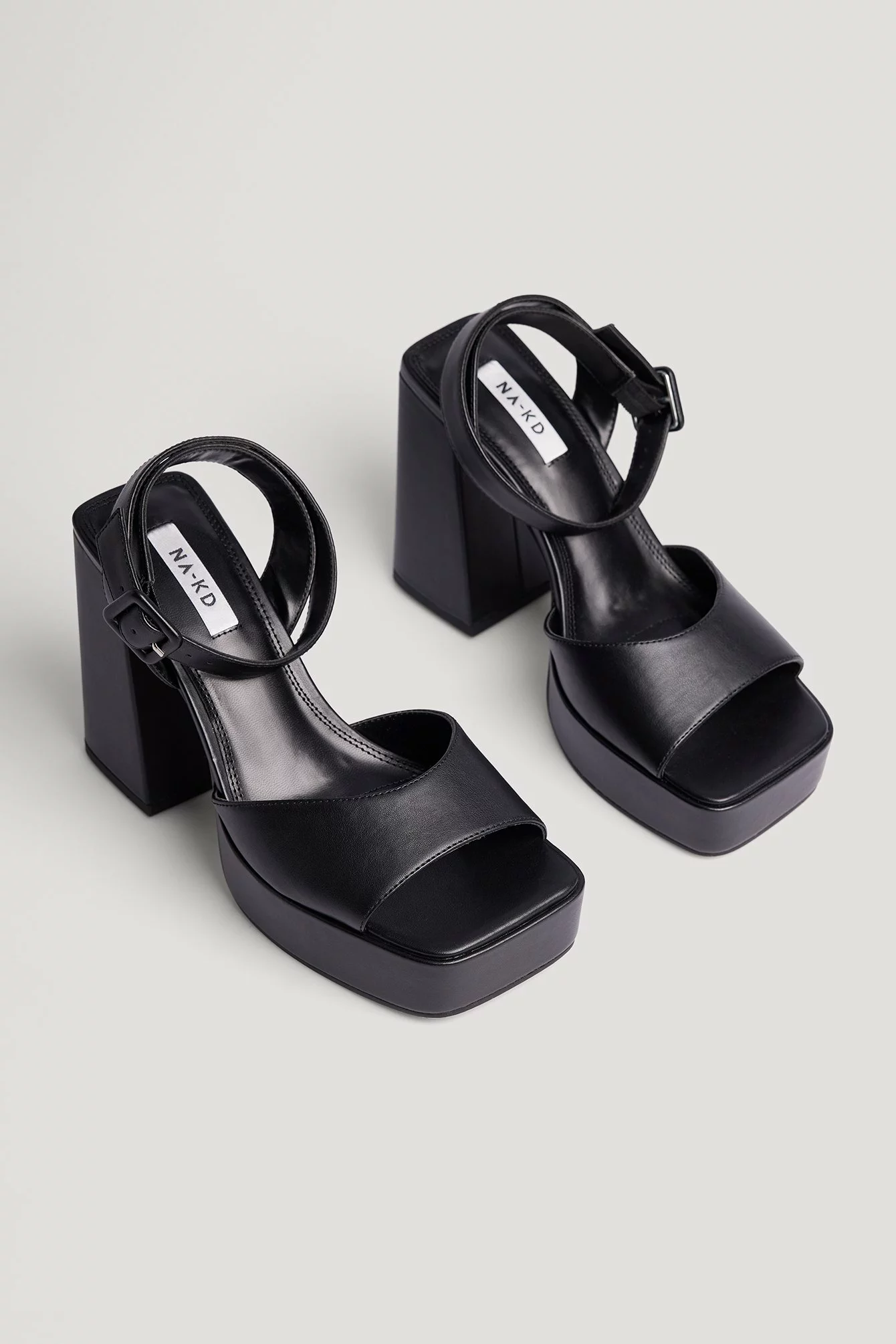 NA-KD Shoes Chunky Buckle Plateau Heels - Image 3