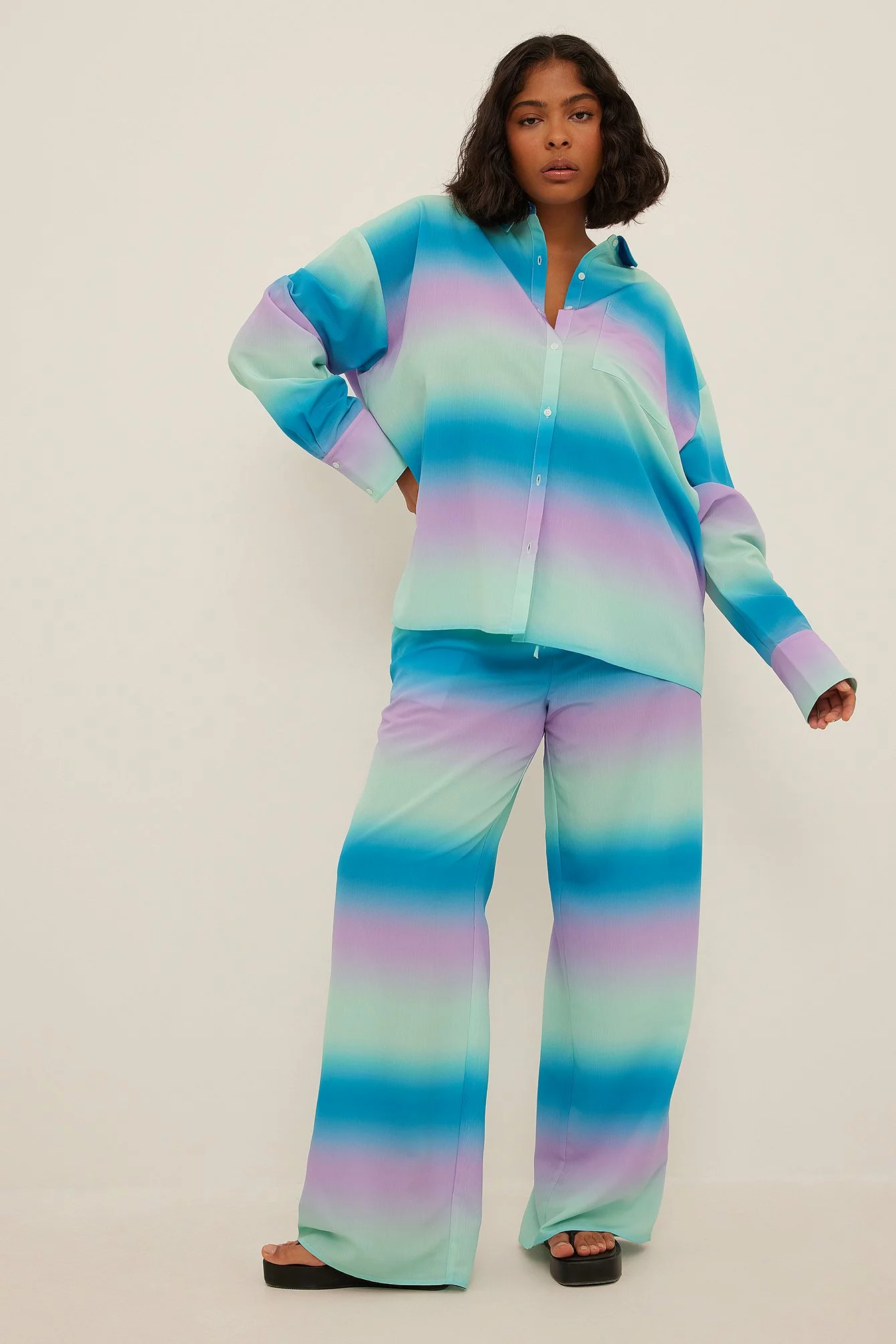 Misslisibell X NA-KD Oversized Structured Shirt - Image 7