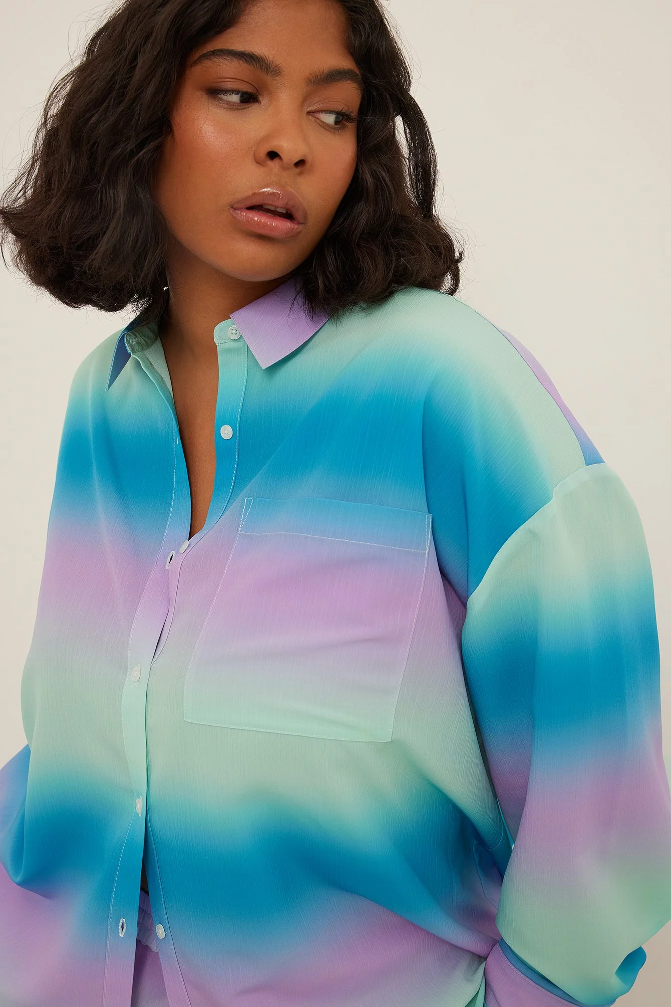 Misslisibell X NA-KD Oversized Structured Shirt - Image 9