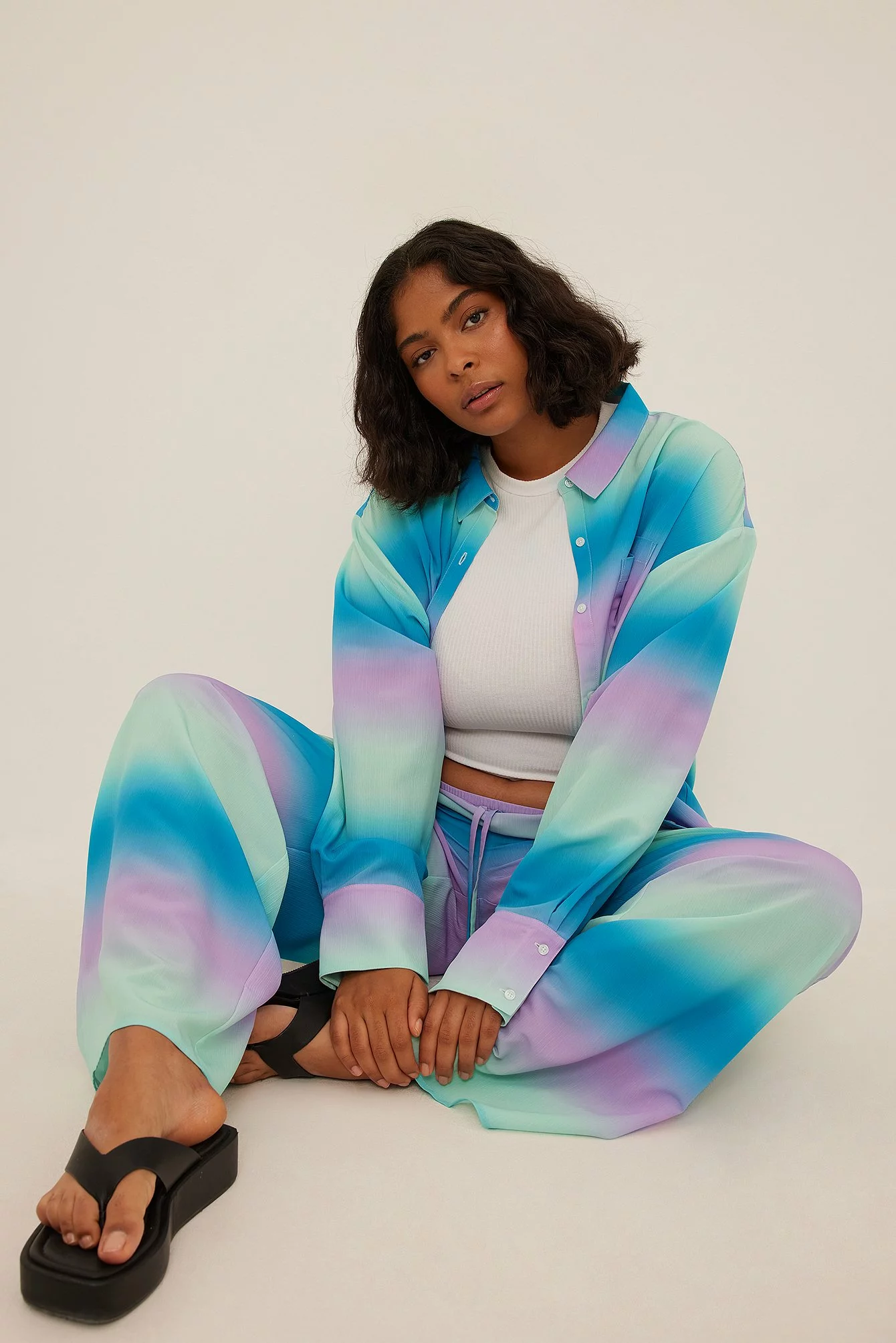 Misslisibell X NA-KD Oversized Structured Shirt - Image 5