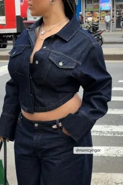 Noni Cyngor X NA-KD Cropped Curved Denim Jacket