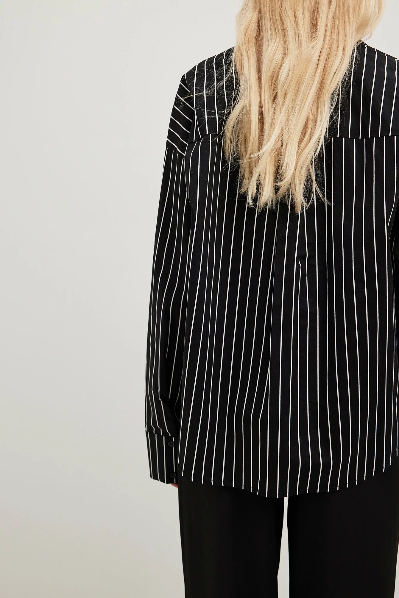NA-KD Trend Oversize Striped Cotton Shirt - Image 3
