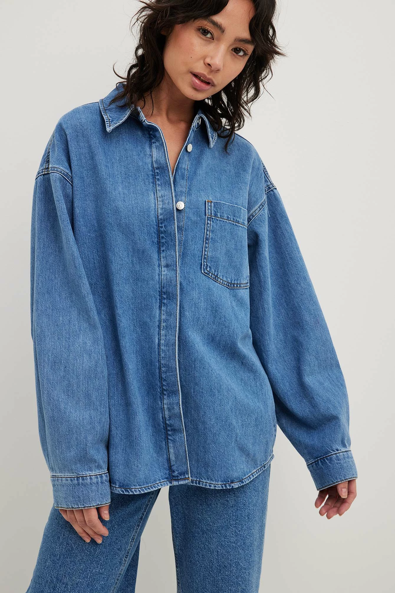 NA-KD Oversized Denim Shirt - Image 9