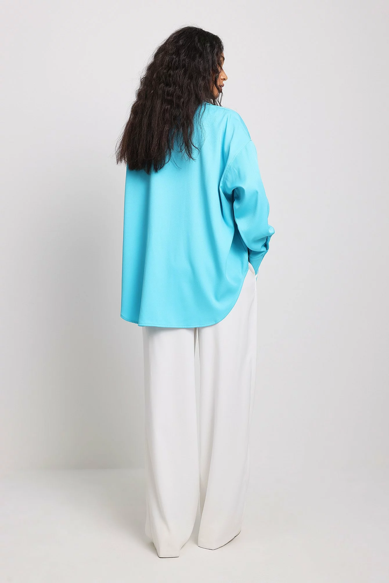 NA-KD Oversized Taft Shirt - Image 2