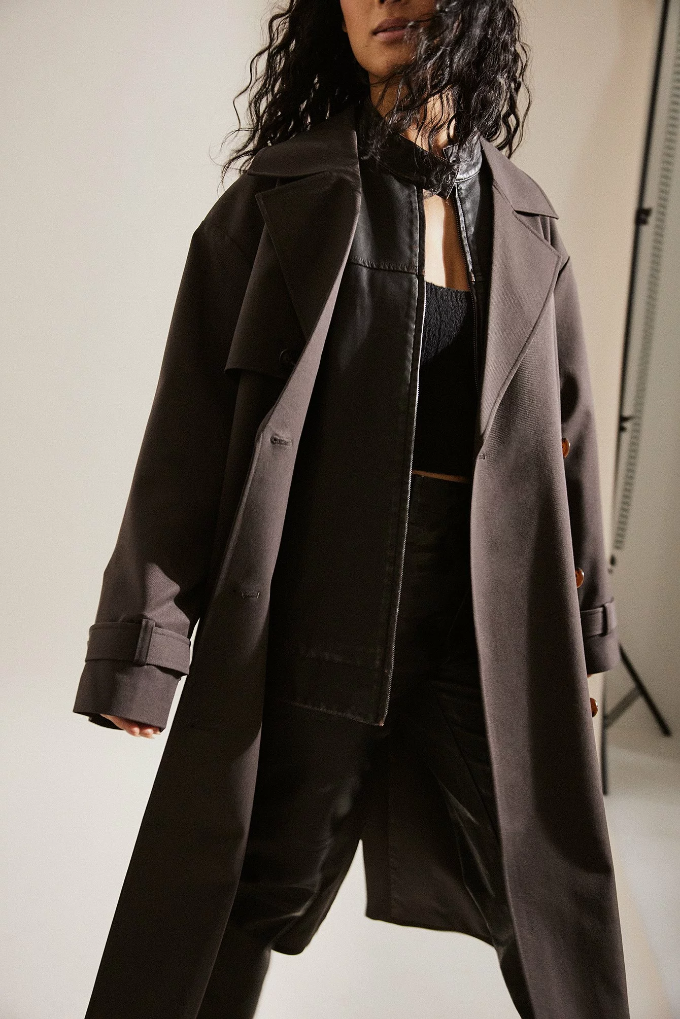 NA-KD Oversized Trenchcoat - Image 5