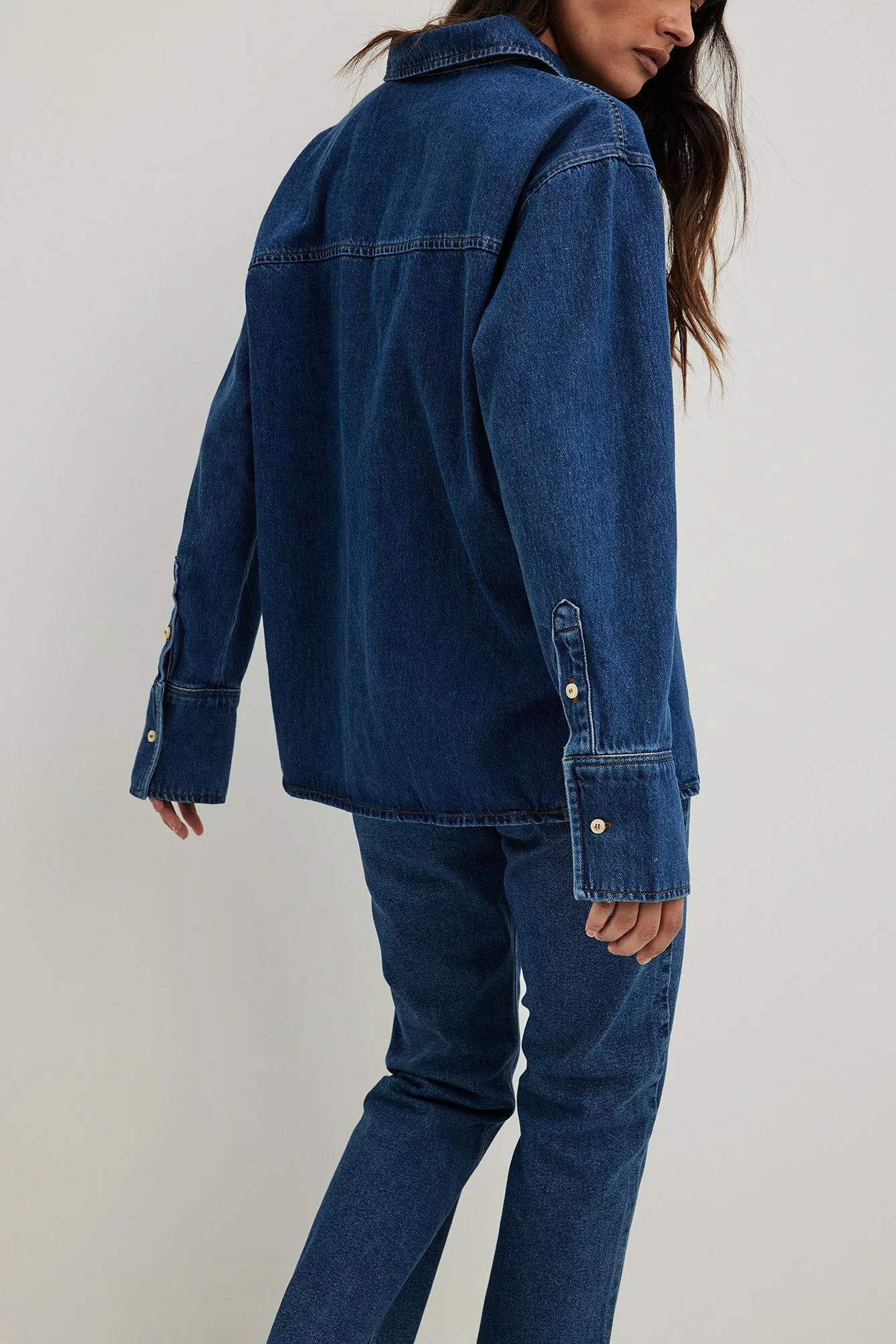 Sanna Jörnvik X NA-KD Pocket Detail Denim Shirt - Image 3
