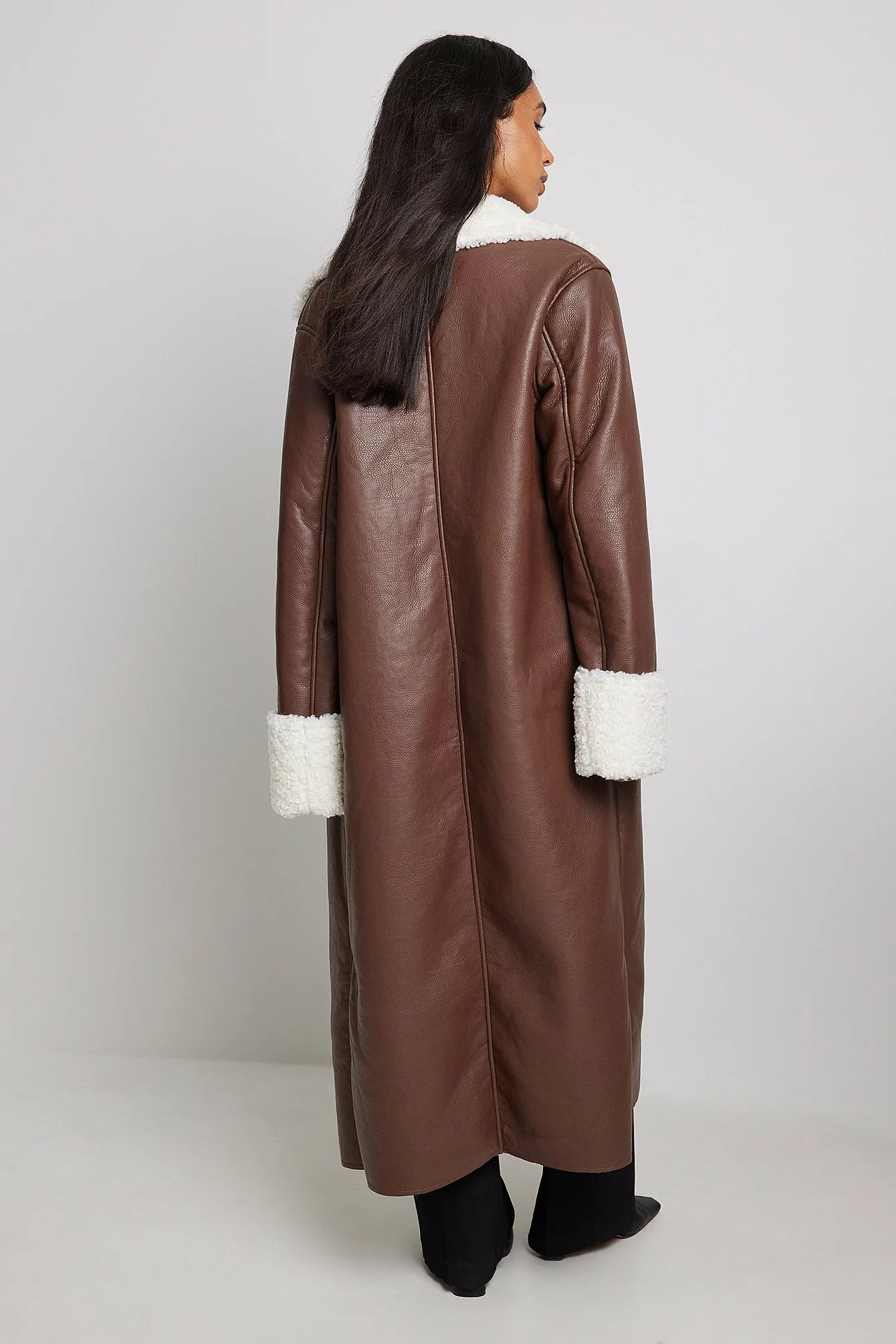 Lisa & Lena For NA-KD Pu Coat With Teddy Details - Image 8