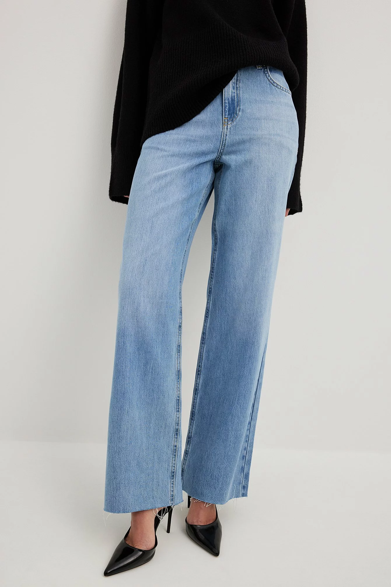 Lojsan Wallin X NA-KD Raw Hem Denim - Image 4