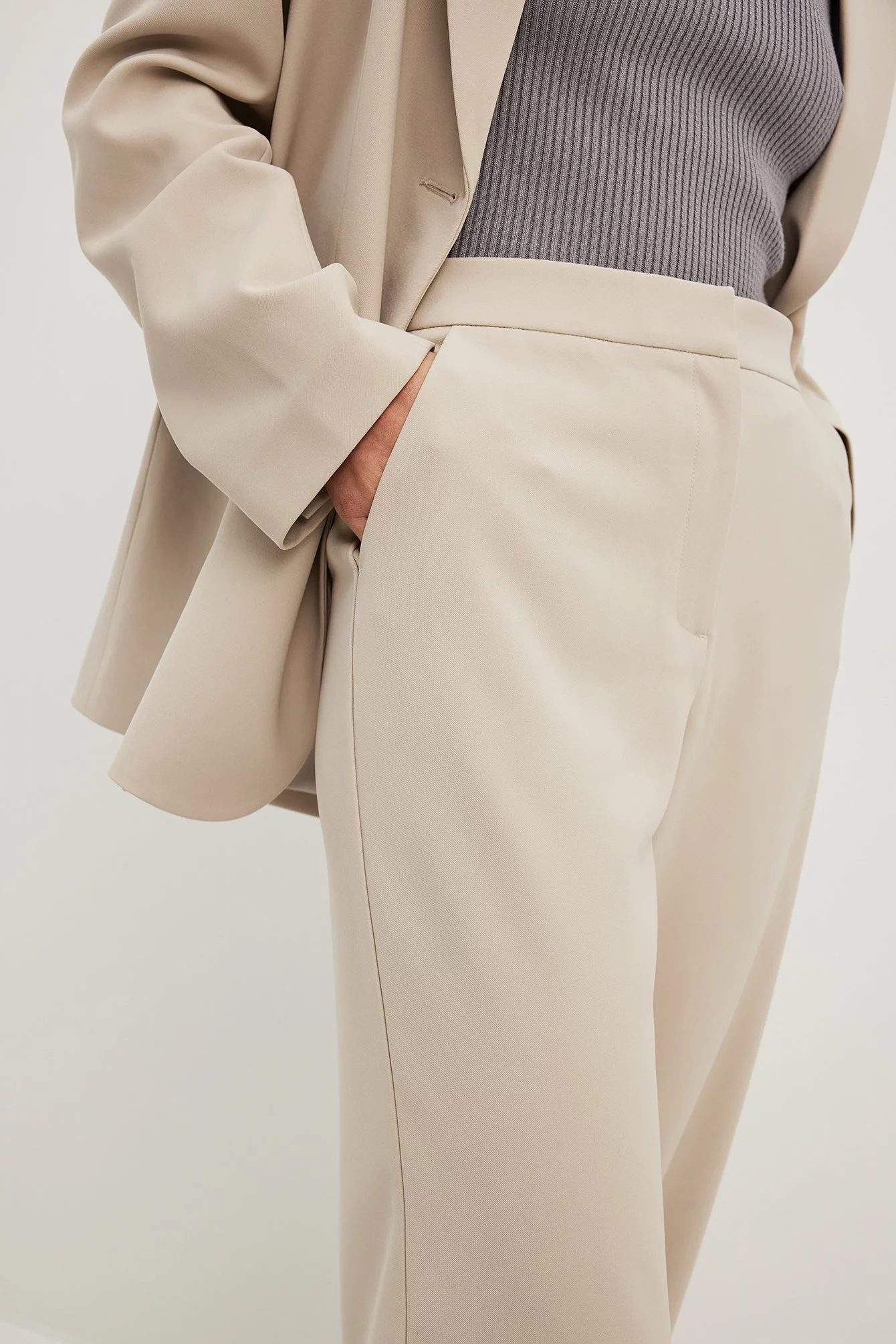 NA-KD Trend Regular Wide Leg Suit Pants - Image 16