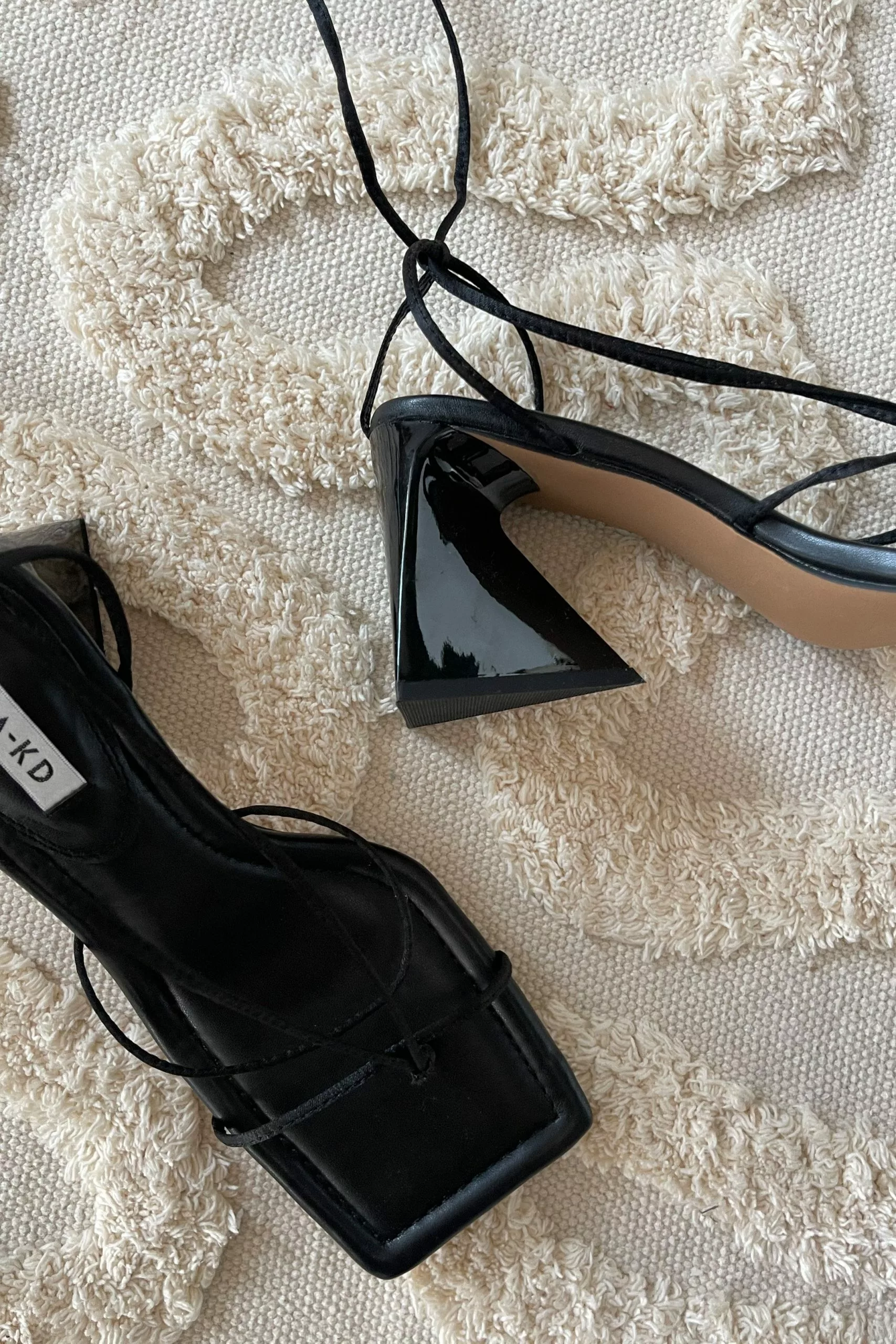 NA-KD Shoes Satin Strap Triangle Heels - Image 4