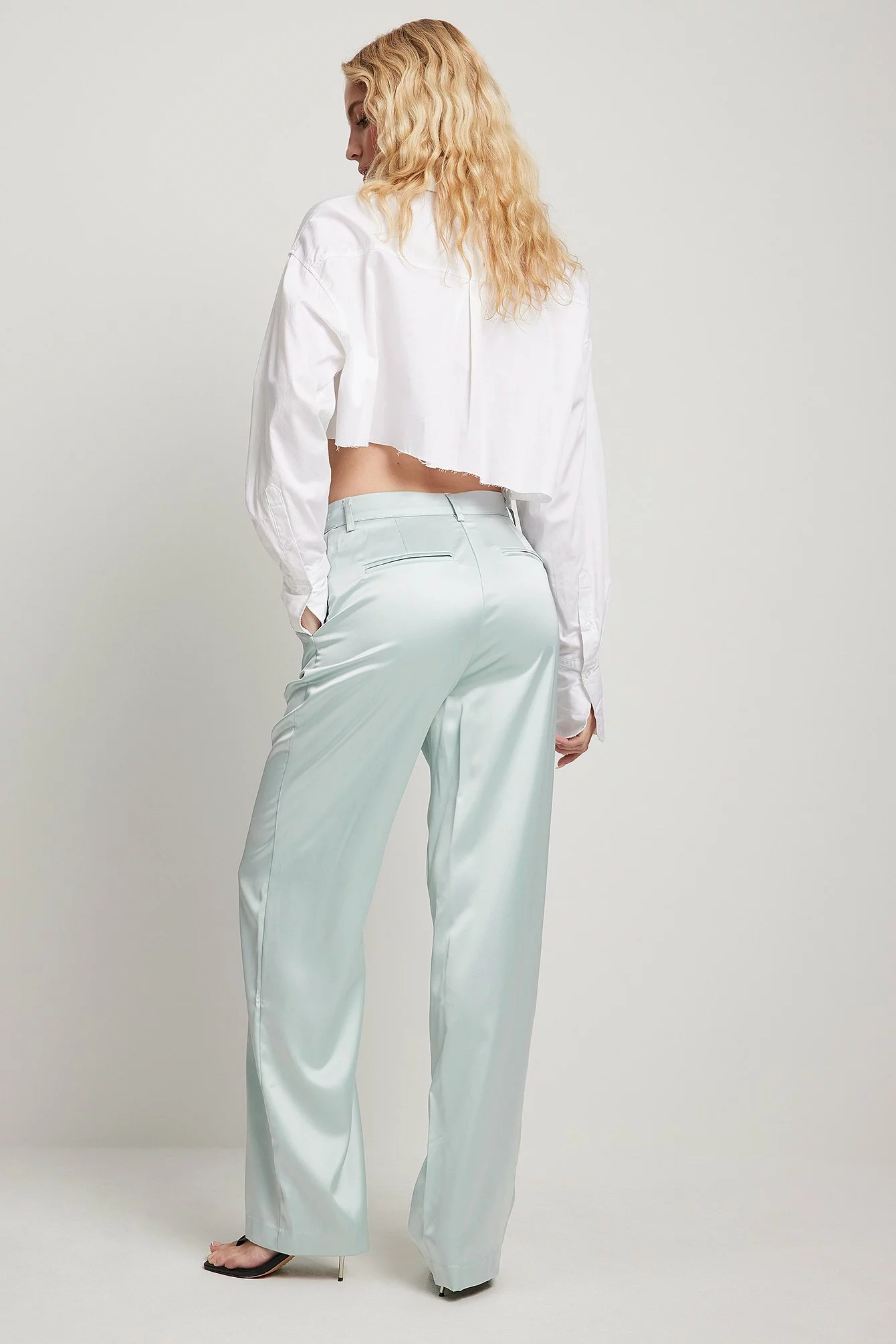 NA-KD Party Satin Suit Pants - Image 2