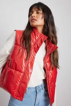 NA-KD Shiny Cropped Vest