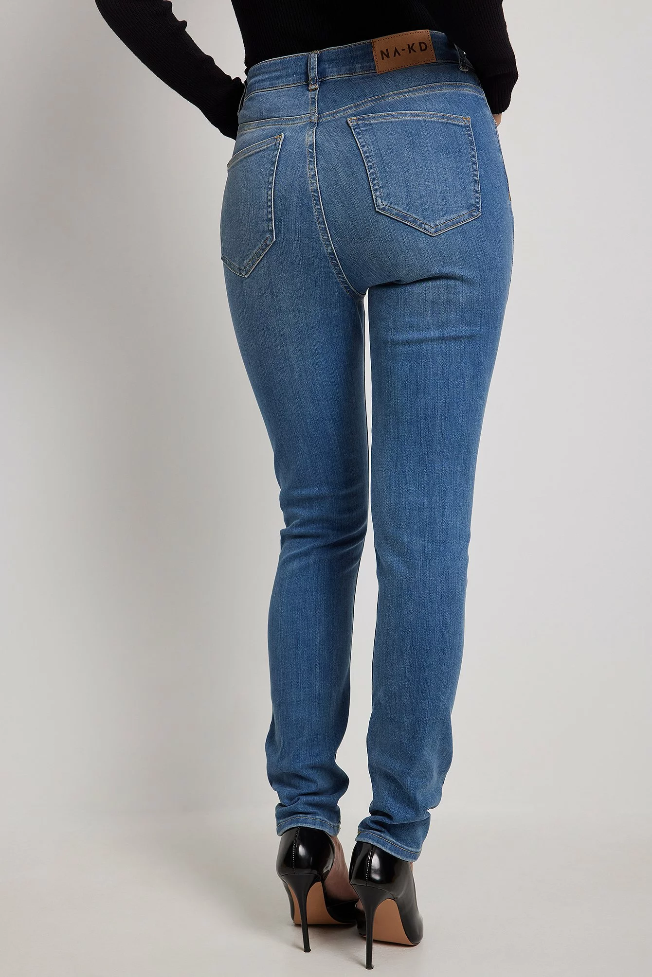 NA-KD Skinny High Waist Stretch Jeans - Image 8