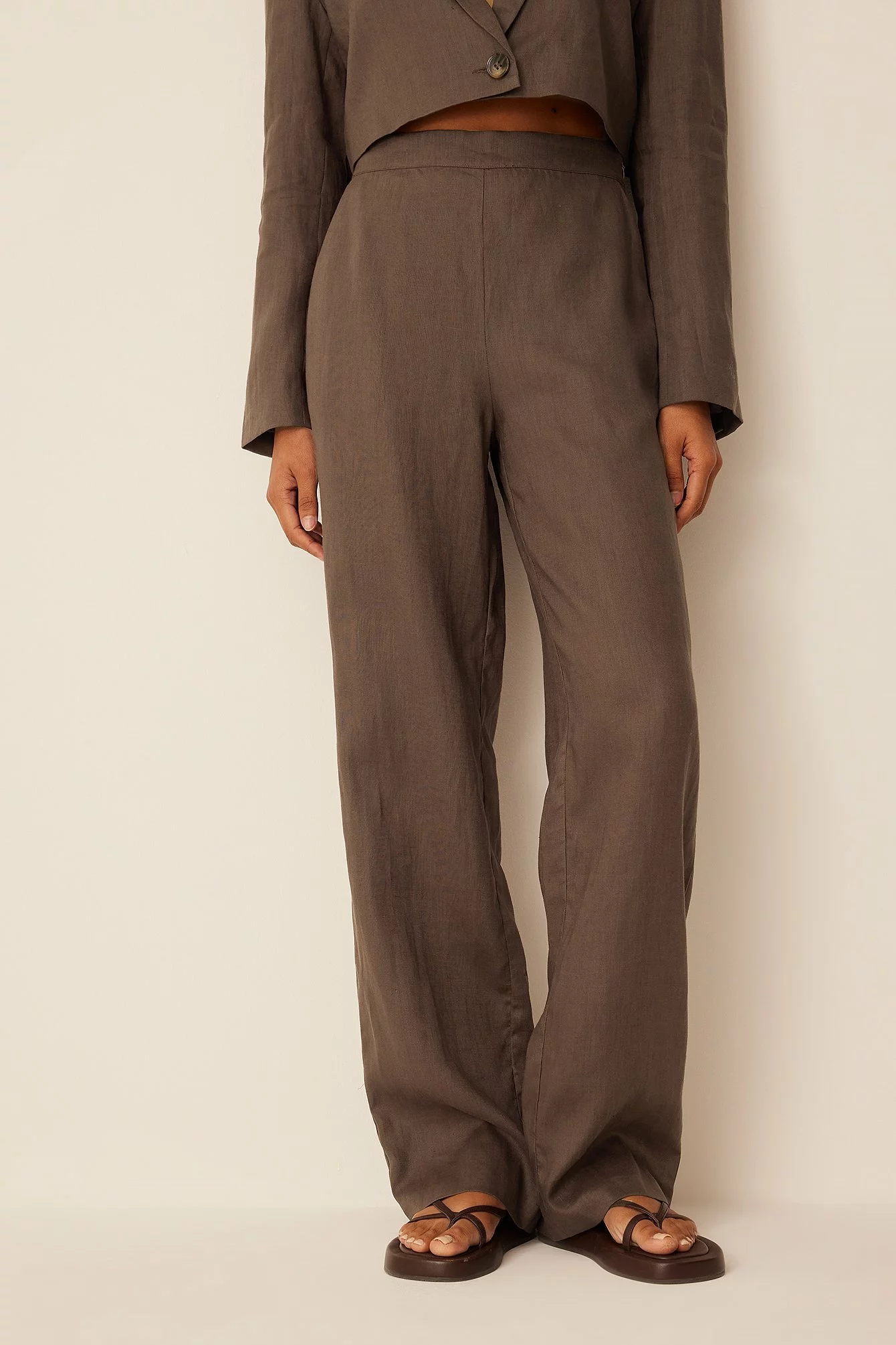 Romee Strijd X NA-KD Straight Linen Trousers - Image 7