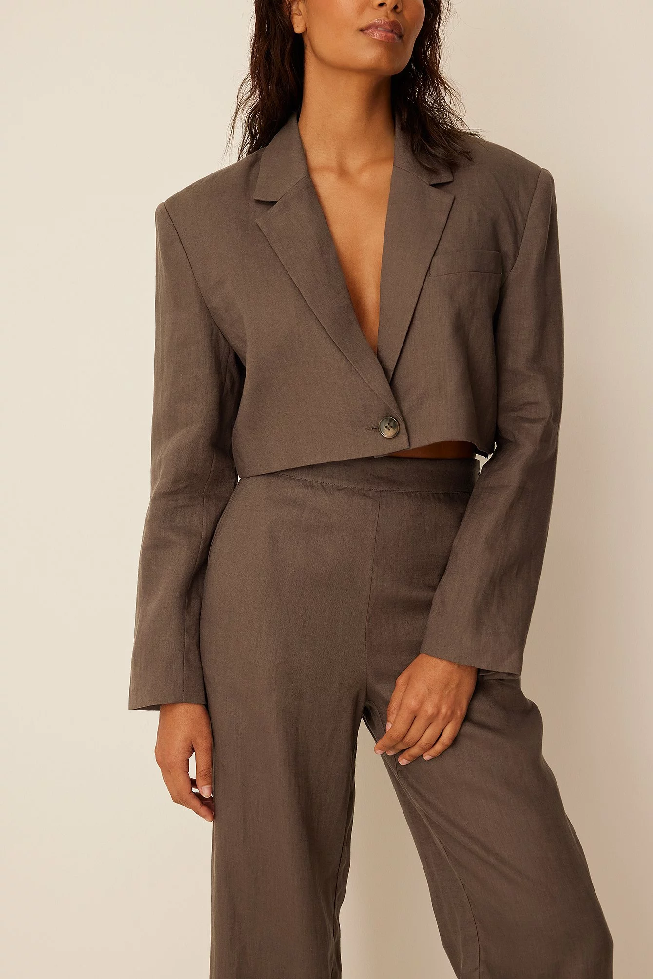 Romee Strijd X NA-KD Straight Linen Trousers - Image 8