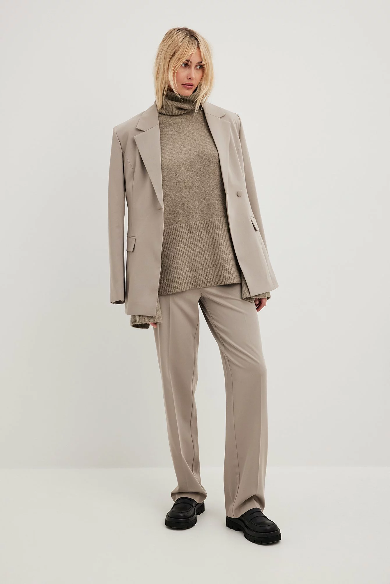 Lojsan Wallin X NA-KD Straight Fit Trousers - Image 3