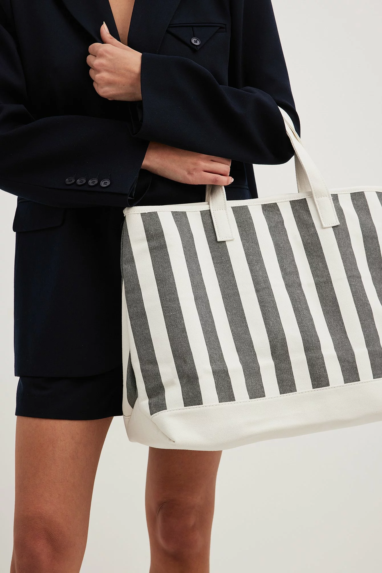 CLAIRE ROSE X Na-kd Striped Canvas Bag - Image 6