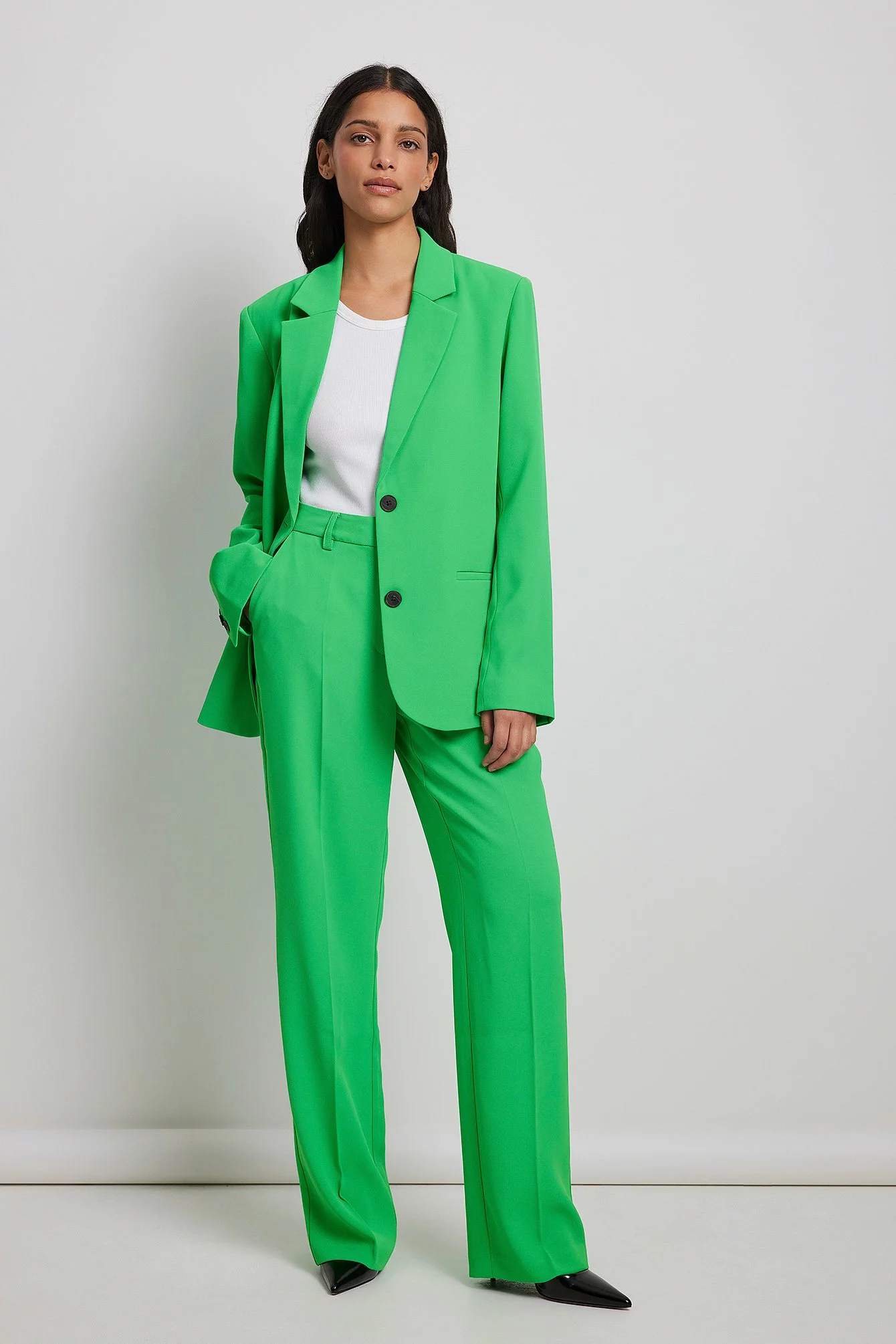 NA-KD Classic Tailored Regular Straight Leg Suit Pants - Image 9