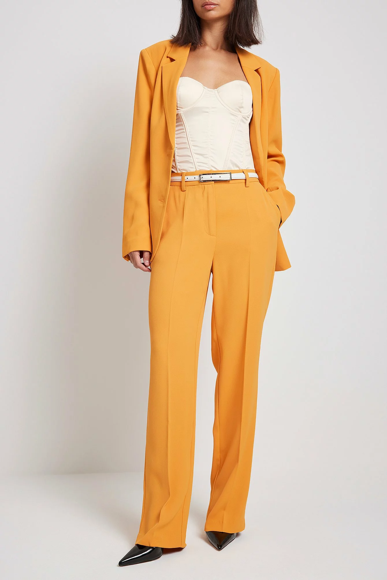 NA-KD Classic Tailored Regular Straight Leg Suit Pants - Image 3