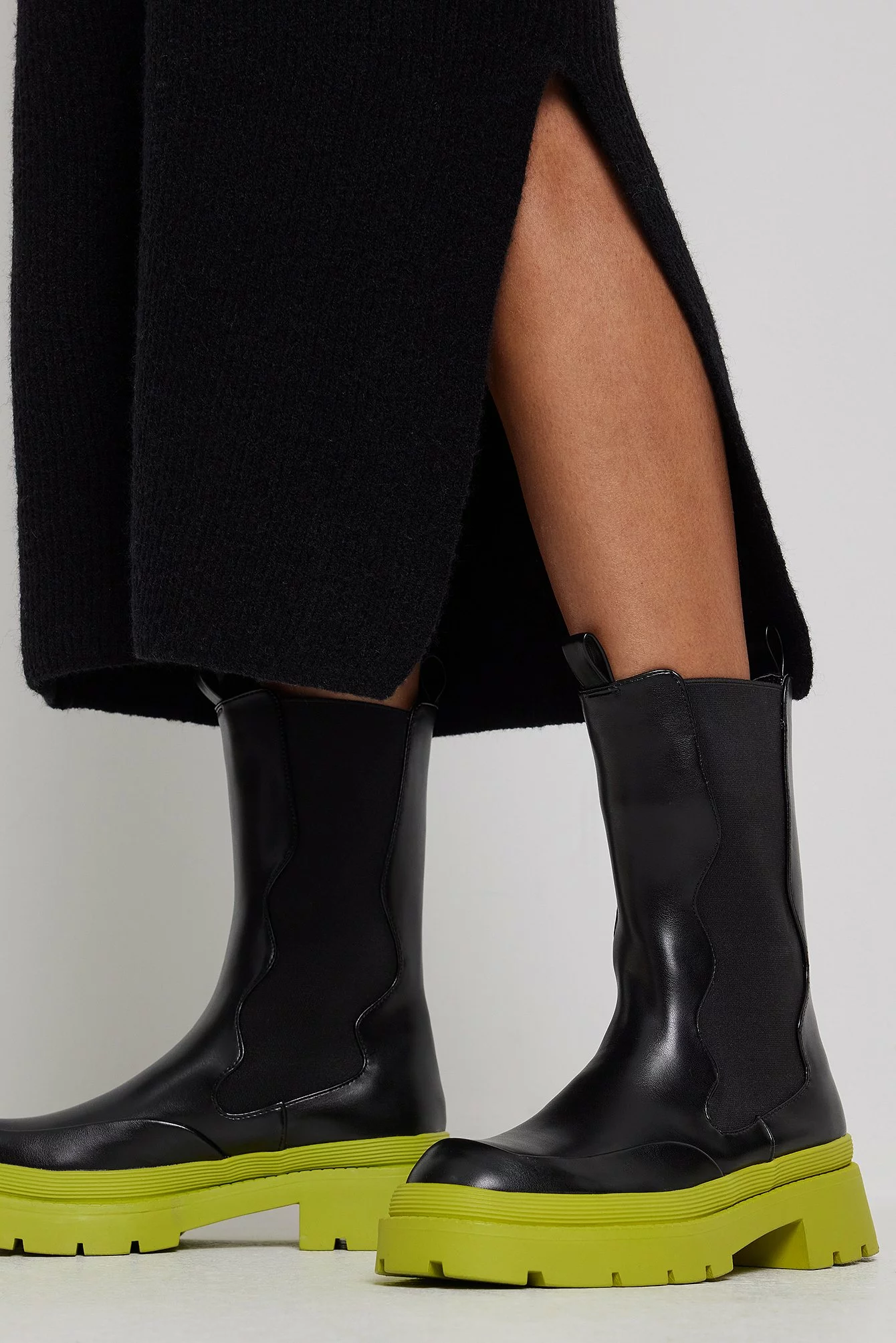 NA-KD Shoes Wavy Elastic Boots - Image 10